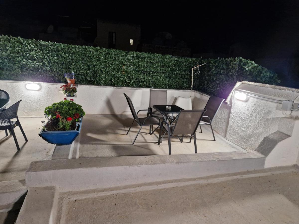 Casette Di Alex Con Terrazza ตราปานี ภายนอก รูปภาพ